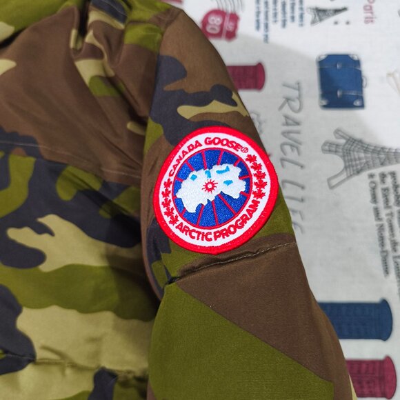 Canada Goose Multicolor Printed Down Jacket - Picture 11 of 14